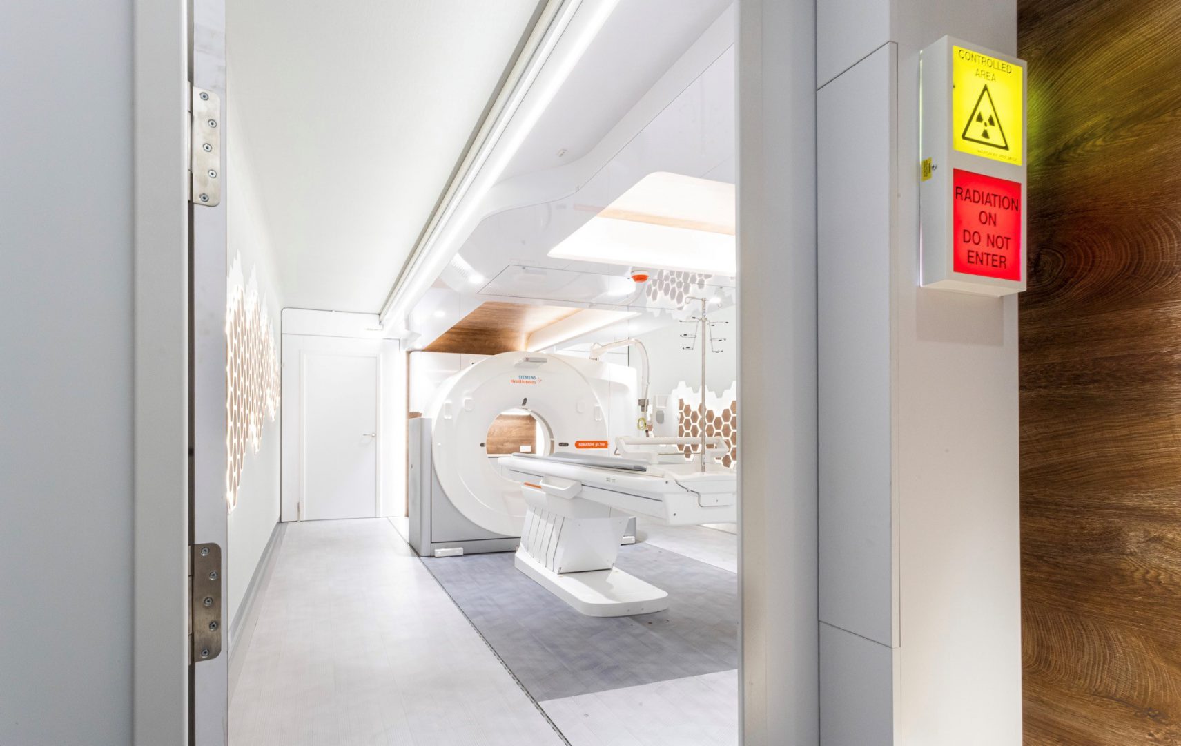 Mobiele-CT-scan-unit-cleanroom-zorg-interieur-container-ZIJLSTRA-SCHIPPER-architecten-architectenbureau-noord-holland-architect-002